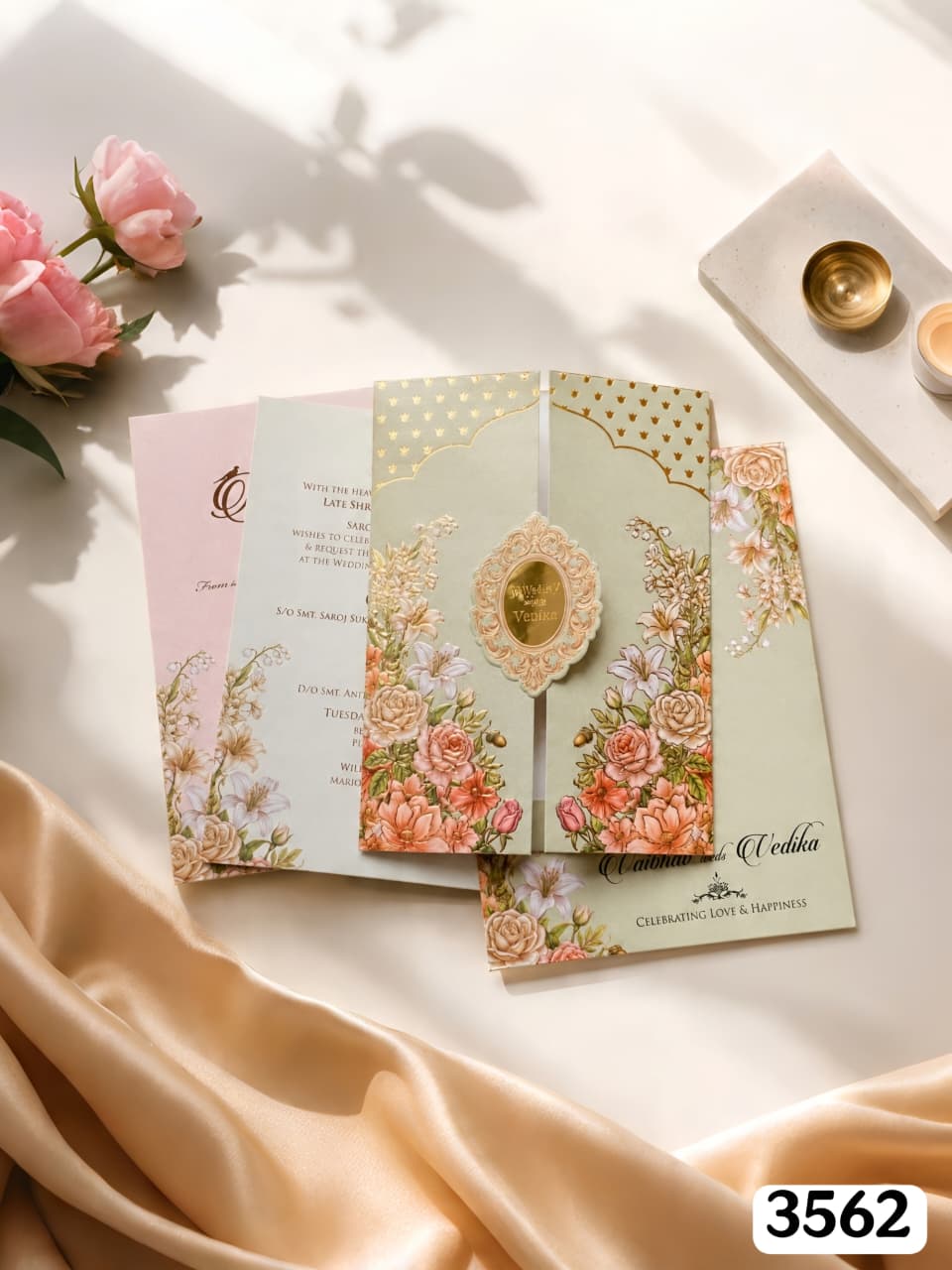 VF3562 Sage Green Floral Gatefold Suite